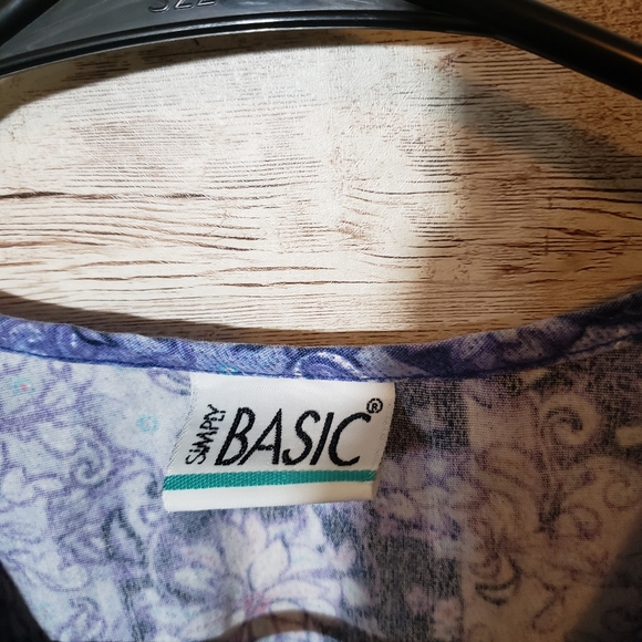 Simply Basic Button Up Blue Short Sleeve Shirt Womens Top Pattern Repeat - Picture 4 of 6